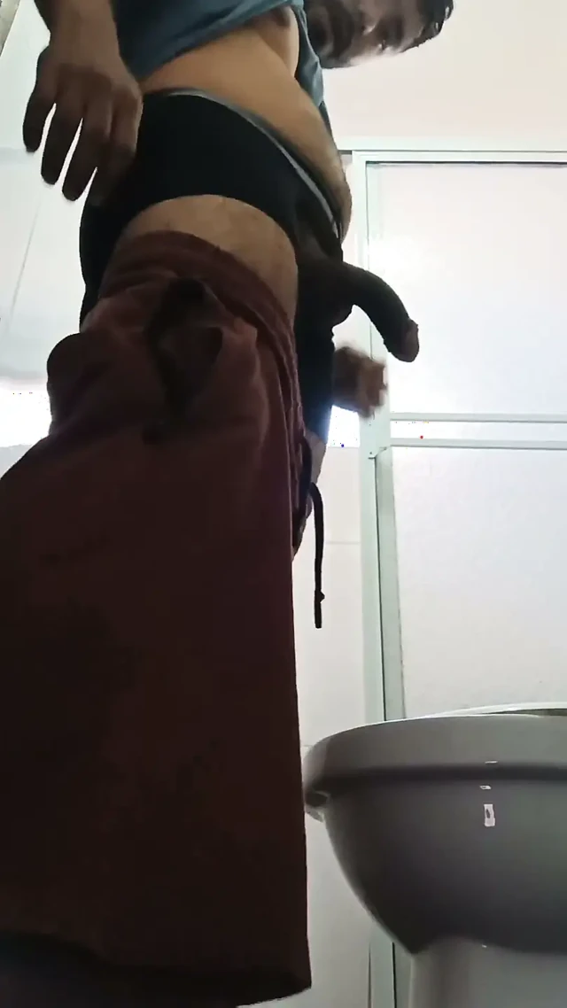 Açık havada ve umumi tuvalette işememin ve mastürbasyon yapmamın bir derlemesi