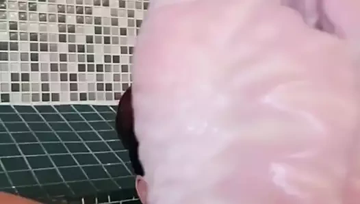 İlahi ıslak kırışıklıklar