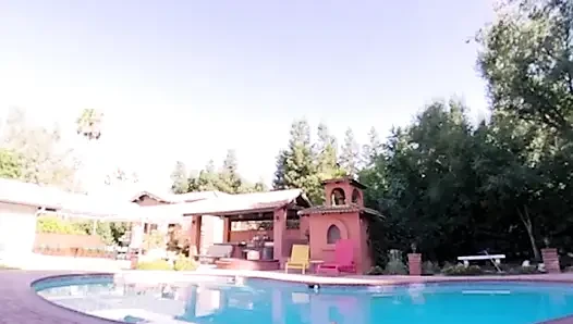 Badoinkvr azgın hostes Octavia Red kendine yardım edemiyor ve seninle profesyonel sınırları aşmadı bölüm 1