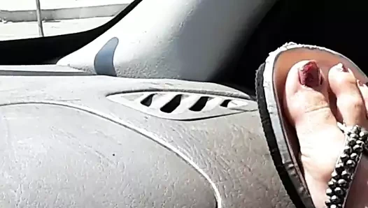 Parmak arası terliklerde bölüm 2 koç ayakları