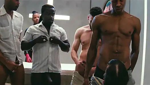 Mia Stone ile 6 kişilik grup seks - siyah yarak çifte penetrasyon uyarısı!