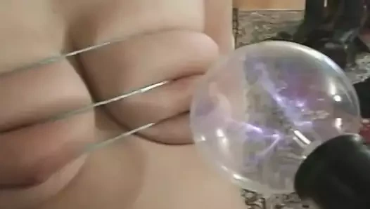 Redhead itaatkar sürtük almak onu kıçını şaplak kırmızı ve meme ucu işkence aşırı tarafından usta gregor