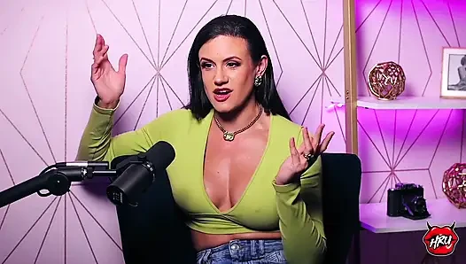 Penny Berber'in filtresiz: orta yaşlı seksi kadın kraliçesinin sırları