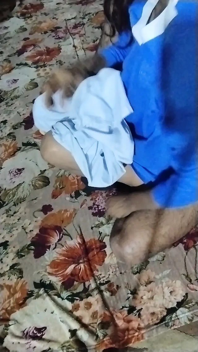 Pakistani school girl fully enjoy with stepbrother