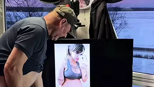 Ingrid sylva preggo selfie !