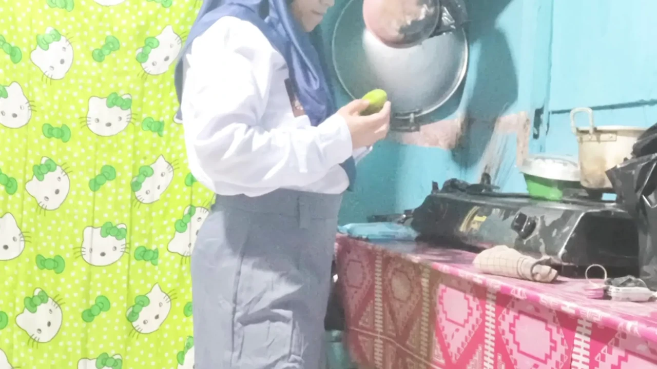 Must See: School Girl Masturbates In The Kitchen Using Cucumbers Feat Rania Dinda Indonesian Coed Tight Pussy Pornstar Big Natural Tits Hd Porn (High Quality) - Sydney Special