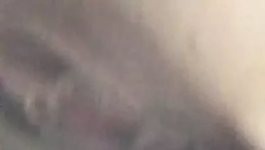 Tıraşlı yerli amerikan milf kedi