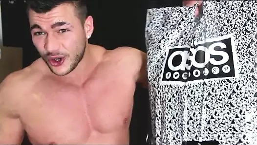 Çökmekte olan iri parça!