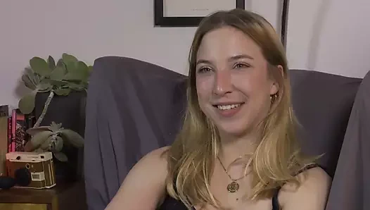 Von Bayern nach Berlin: Zoe tobt sich sexuell aus