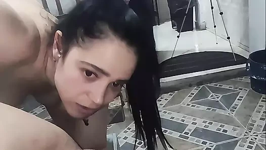 Bahse girerim böyle üvey kuzenin yok.