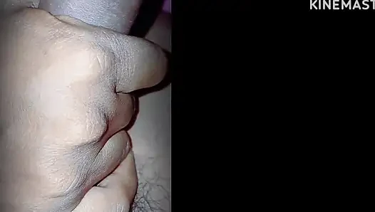 Sevimli tombul liseli kızlar garip bir durumda sıkışıyor