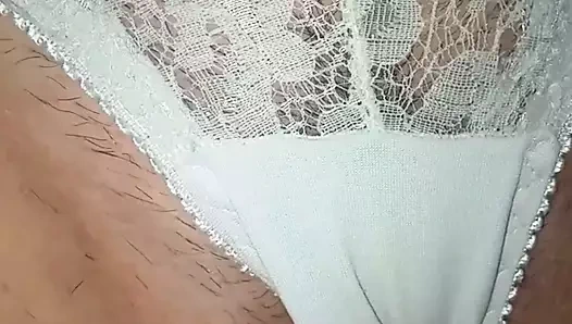 Mutlu son ile kedi masajı