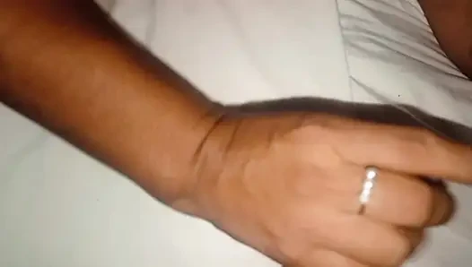 Kilisede tanıştığım bayan yarağımı emiyor ve asil amcığım bu evli kadın