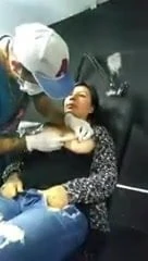 le perforan los pezones para sentirse mas puta