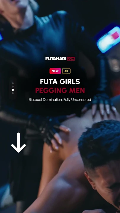 Sert futa eşcinsel kadın kılıklıyla sikişiyor