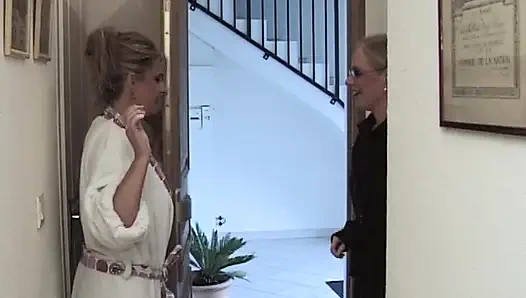 Hot French mom gets her asshole banger hard in the bakery