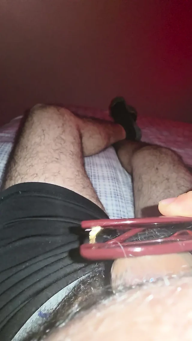 Güneş gözlüğü gece oyunu