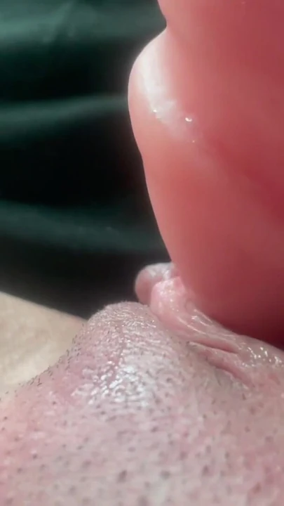 "Ateşli azgın orta yaşlı seksi kadın artemisia love solo bakış açısı en sevdiği dildoyla süper ıslak amcık oyunu" dan ikonik an