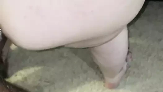 Bir porno yıldızı gibi sikişiyor!!! gerçek seks yapıyoruz !!!