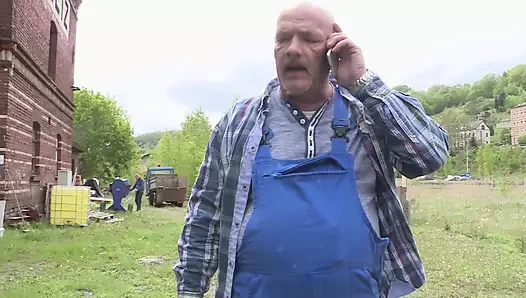 Alman üçlü seks - bu orta yaşlı seksi kadını sert sik