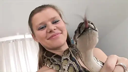 Kıllı amcık ve göt için büyük yarak