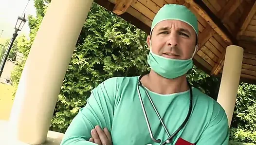 Hr. Doktor lütfen anal muayene yap