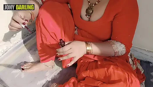 Pencaplı yenge çatıda tırnaklarını boyadı