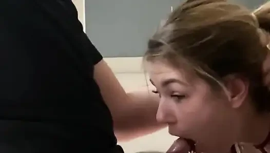 Ağzını Acımasızca Salya Akıtarak Boğazımla Sikiyorum Ve Tüm Spermimi Yüzüne Döküyorum