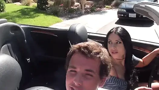 Joey Ambrosiano bir göt görüşmesinde sikişiyor ve bunun gerçek seks olduğunu kendi kendine filme alıyor!