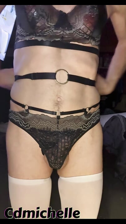 Cdmichelle Götüne Göt Tıkacı Sokuyor Sonra Dildoya Biniyor