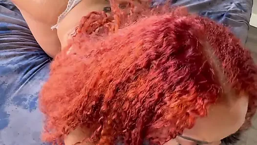 Dev büyük zenci yarağı porno yıldızıyla bakış açısı emiyor ve sikişiyor - büyük götlü güzel yüz