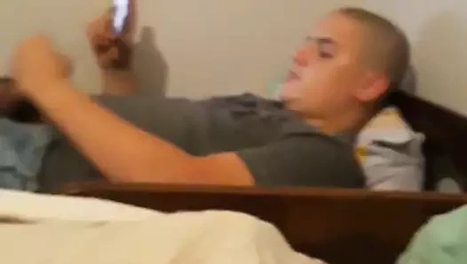 Mali klinja drka svoj kurac (Pirot, Srbija)