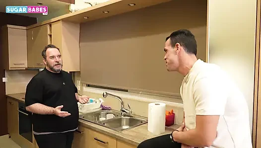 Oğlum Eşcinsel Değil