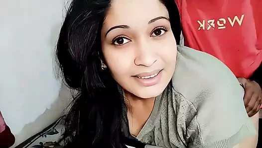 Stajyer genç 18+ üniversiteli hemşire kız pansiyon odasında sikiliyor, Hintçe seks sesi