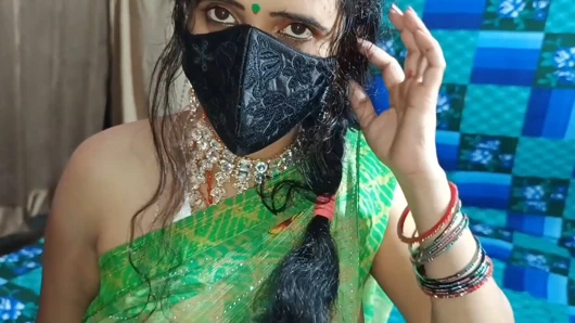 Yeni evli Hintli bahu sasur ji tarafından sıkı amından sikiliyor