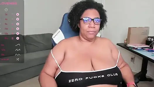 Josie4yourpleasure akışı