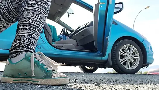 Asosyal faery işiyor