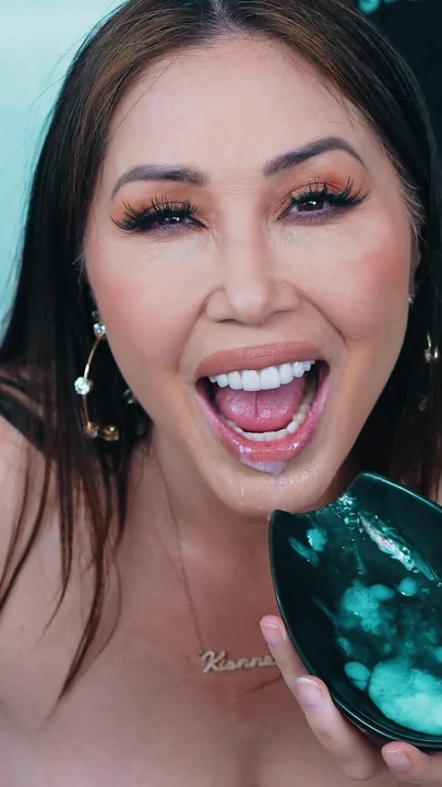 Kianna Dior döl yutuyor 3 başrolde jonni darkko