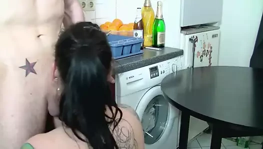 Sıcakta seksi amatör sürtükler - bölüm 5