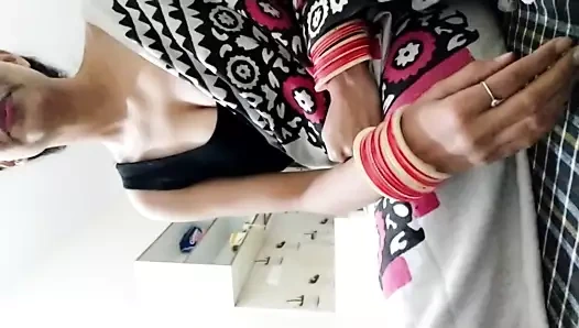 Pati ke jaane ke baad deevar sath mazee leti saarabhabhi6