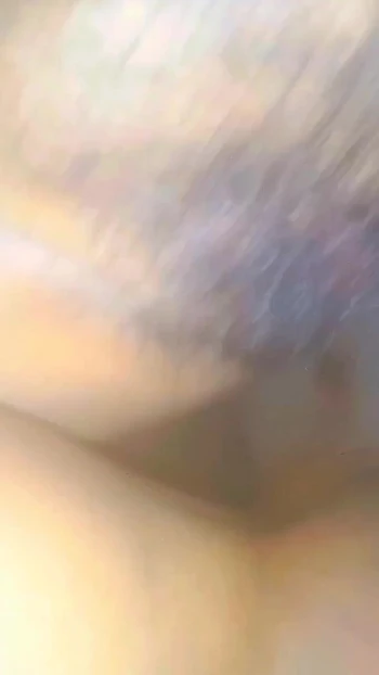 Захватывающий момент из "Время сквирта в киске"