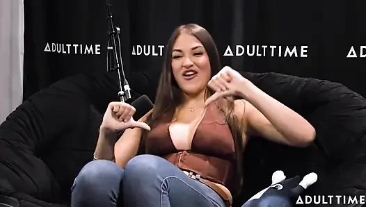 Gizelle Blanco ve Anna Claire Feromonları Bulutlar, Makaslama ve Çalı | Adult Time Podcast