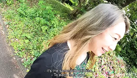 Miho Wakabayashi ateşli seks arayan olgun bir Japon ev hanımı