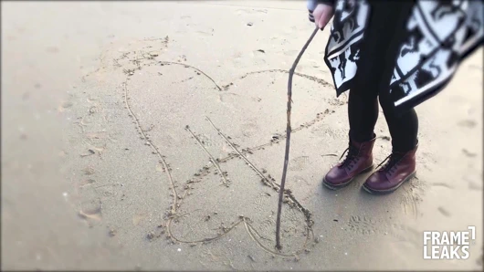 Valentina Nappi'nin İtalyan bir adamla sızdırılmış görüntüleri