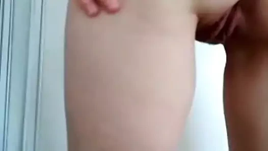 Con mi conchita y mi culo te ayudo a acabar