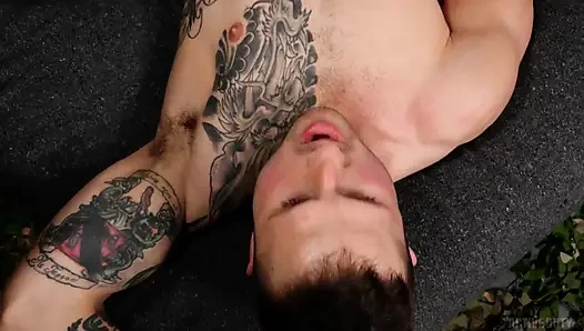 Aktif görev - Fransız hunk blain o'connors deliğini genişletiyor