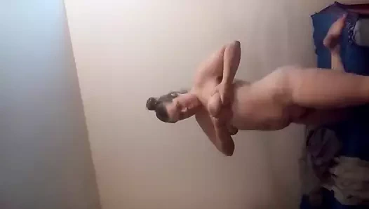 Büyük siyah yarak için büyük beyaz seksi bir göt