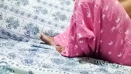 Hintli doktor ve hemşire klinikte seks yapıyor 2865