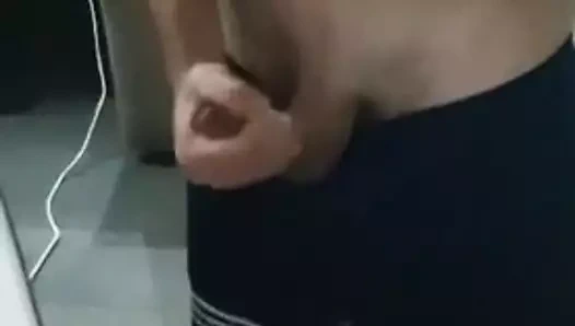 Sega in pantaloncini adidas dopo gli allenamenti