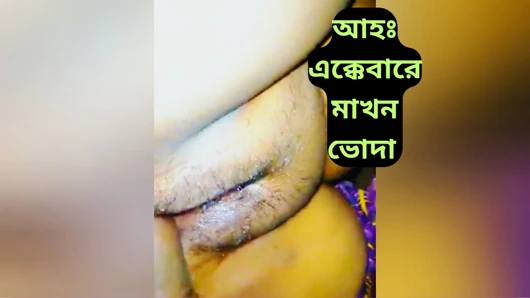 Asyalı tatlı kız ateşli sikişiyor